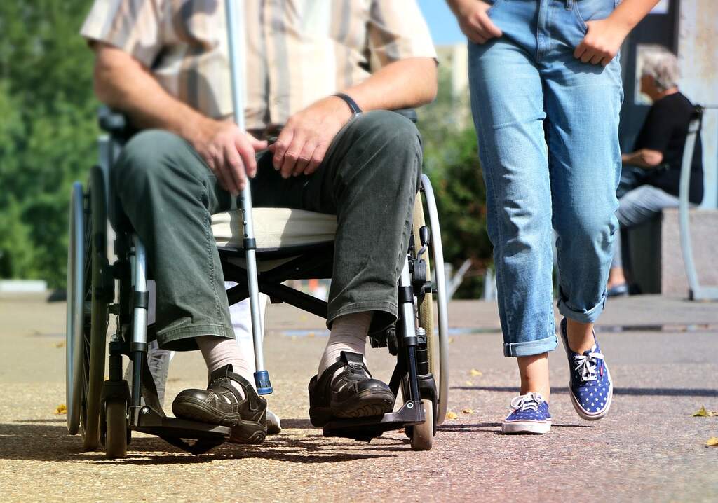 Dificuldade de Locomoção em Idosos: causas e como prevenir